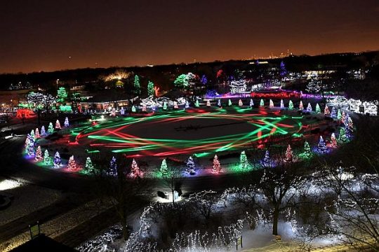 Enjoy Brookfield Zoo at Night during Holiday Magic (CZS photo)