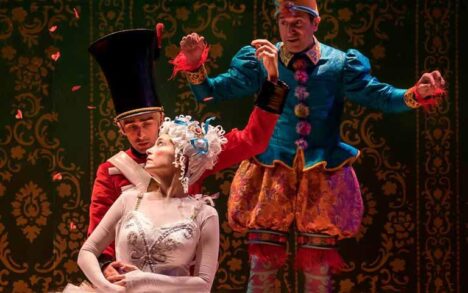 The Steadfast Tin Soldier at Lookingglass Theatre (Photo courtesy of Lookingglass)