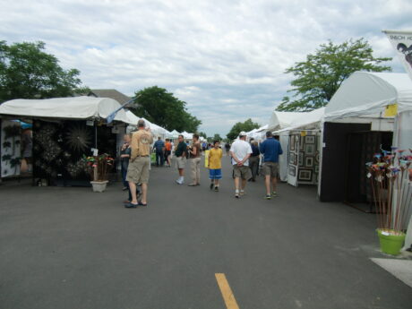 Several art and craft fairs, such as this one recently held in Lake Forest's Market Square are still scheduled for Fall 2021. (J Jacobs photo)