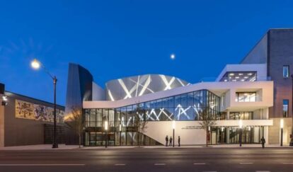 he Liz and Eric Lefkofsky Arts and Education Center. (Steppenwolf Theatre Company photo)