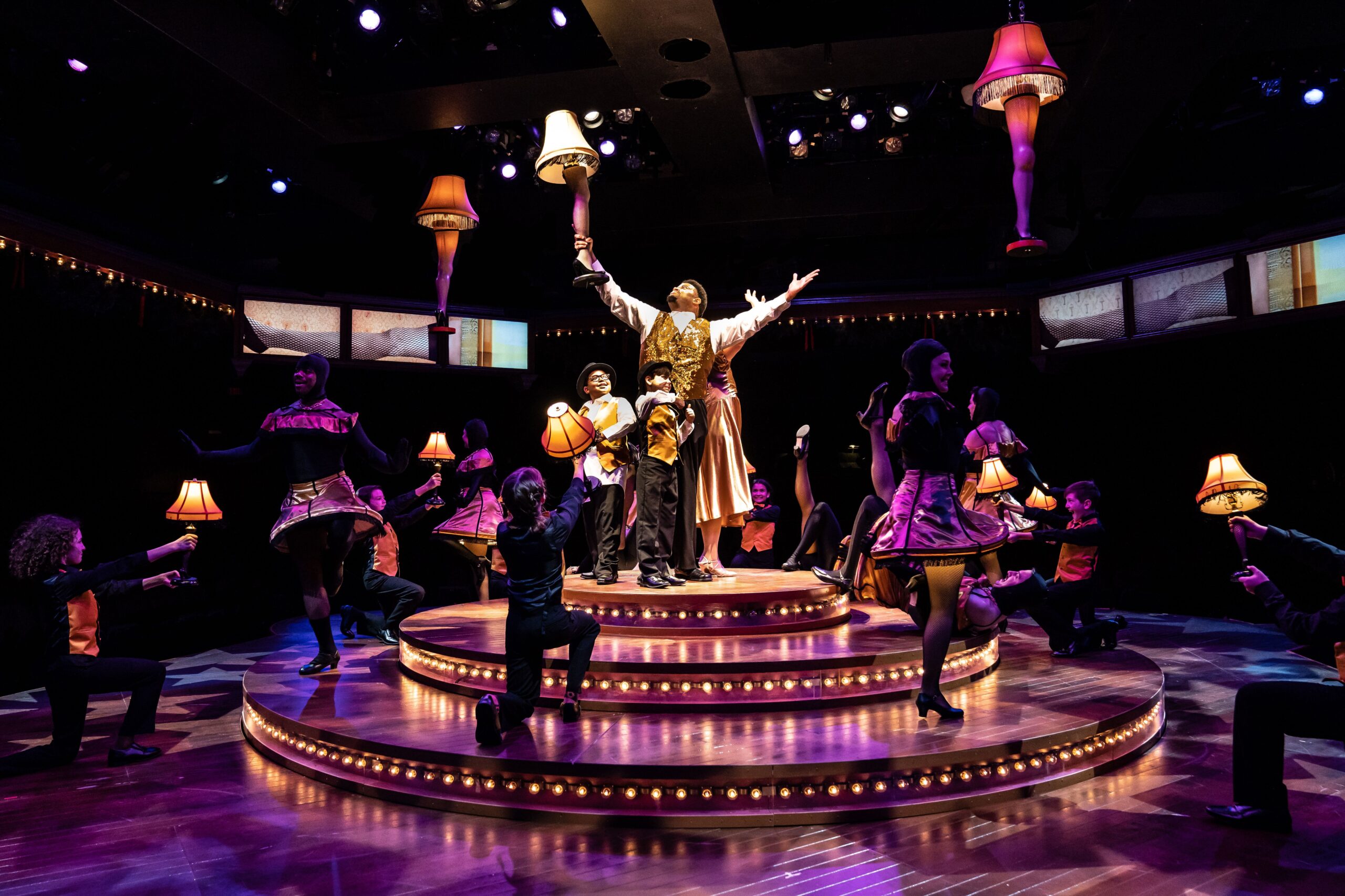 A delightful Christmas Story works well on Marriott stage – Chicago 